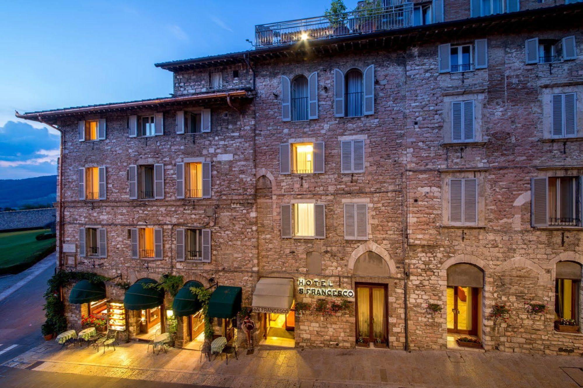 Hotel San Francesco Assisi Ngoại thất bức ảnh